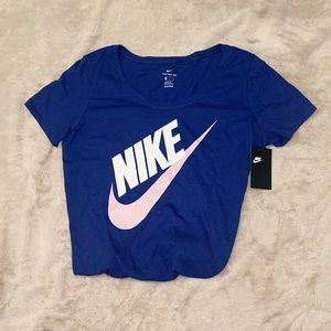Nike T